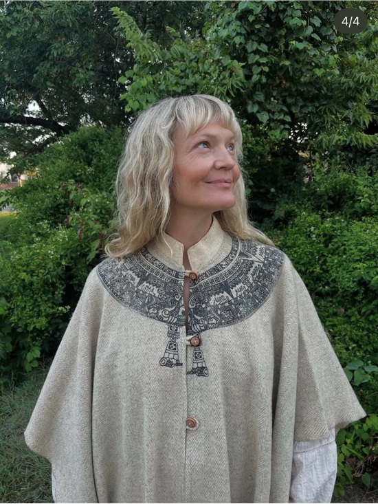 Vintage Sweaters - Vintage Cream Wool Mandarin Collar Poncho